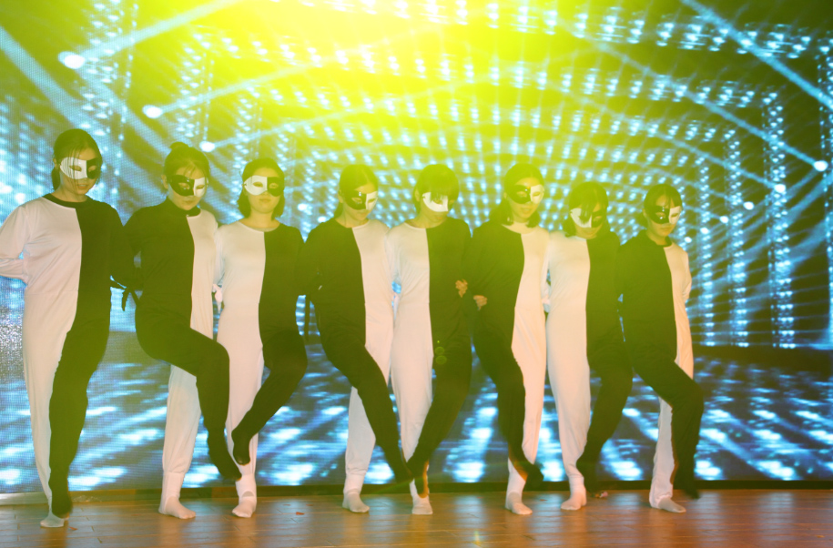 a6IM53NLQX2sIu4y7OX0Vw